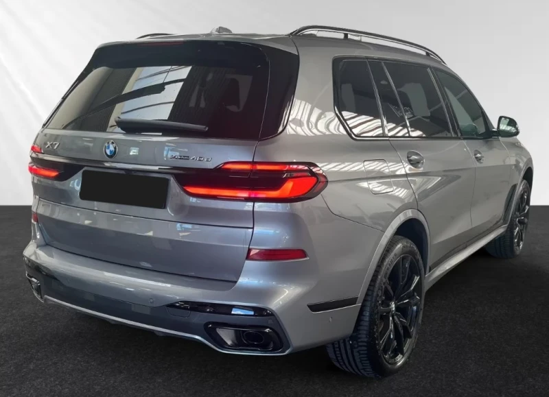 BMW X7 xDrive40d* M Sport Pro* Massage, снимка 2 - Автомобили и джипове - 52857122