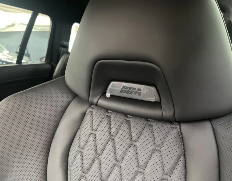BMW X7 xDrive40d* M Sport Pro* Massage, снимка 7 - Автомобили и джипове - 52857122