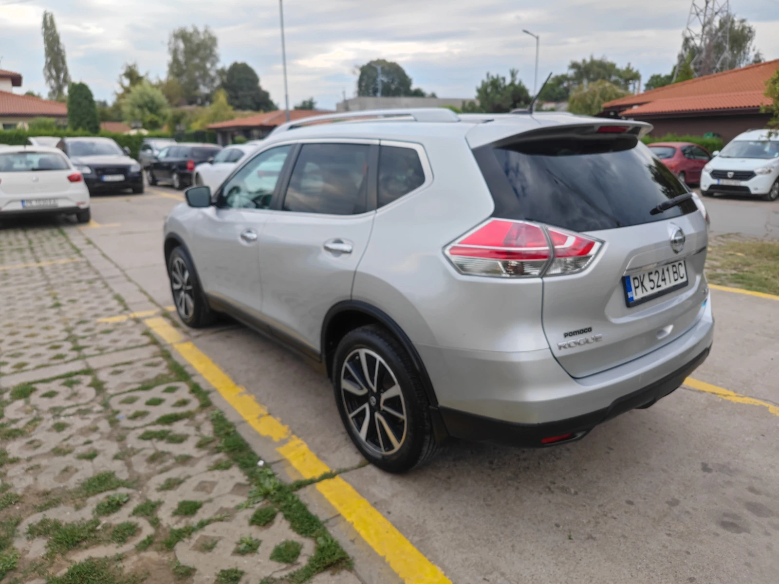 Nissan X-trail 4x4, 2.5 бензин, автомат, зимни + летни гуми - изображение 6