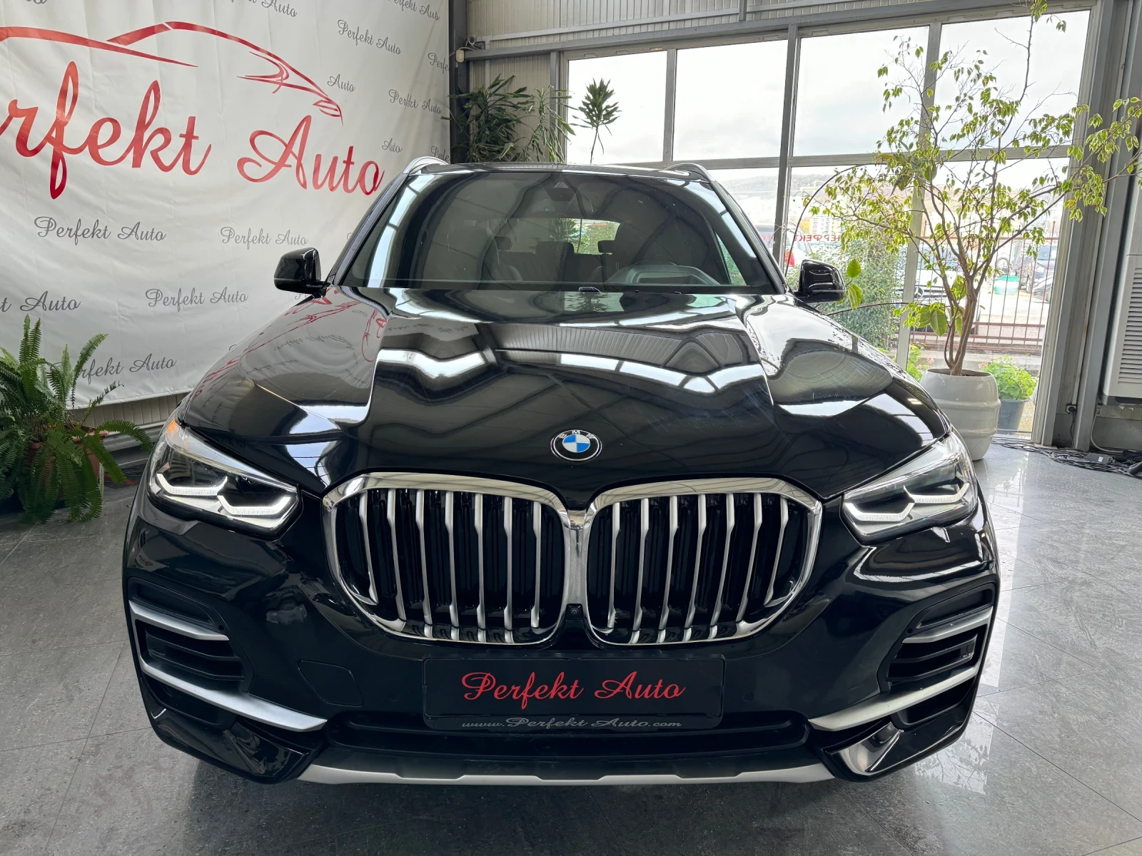 BMW X5 40i xDrive * ПАНОРАМА * HEAD UP  - изображение 2