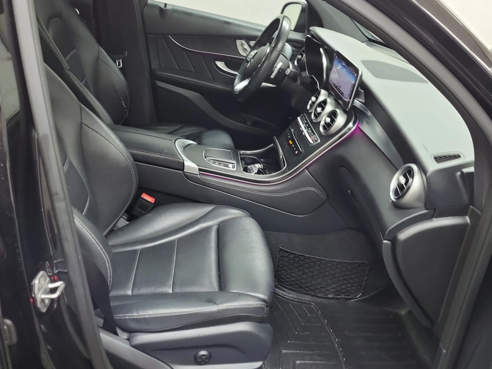 Mercedes-Benz GLC 300 Coupe/AMG line/360 cam/Burmester/Подгрев - изображение 10
