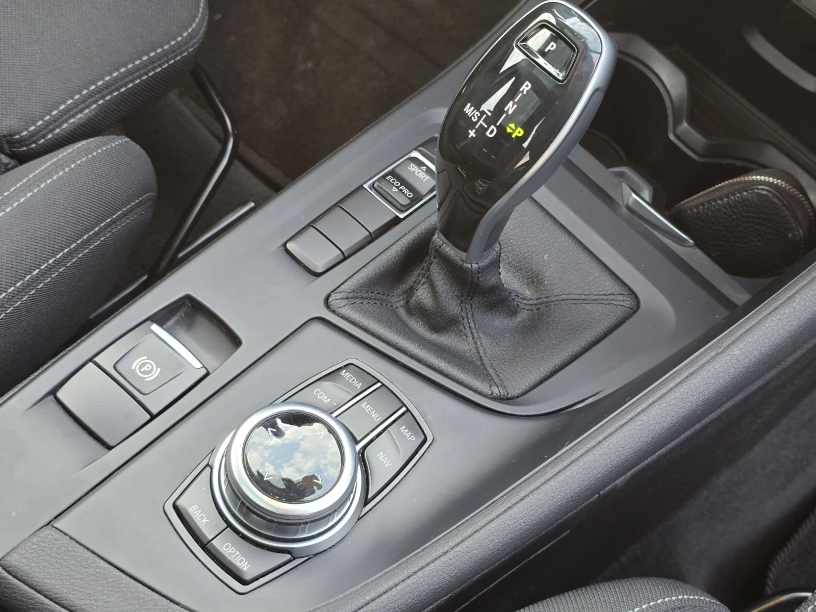 BMW X1 2.0i/AVTOMAT/PANORAMA, снимка 15 - Автомобили и джипове - 53713153