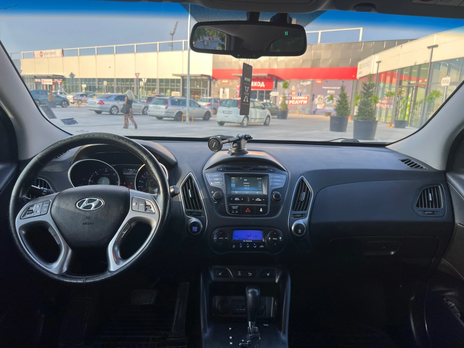 Hyundai IX35, снимка 2 - Автомобили и джипове - 53939851