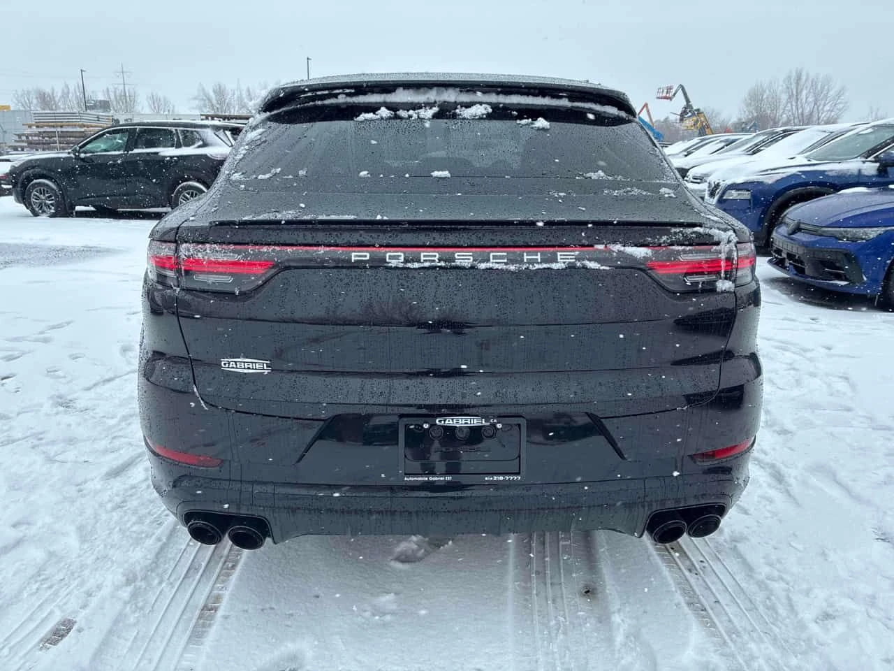 Porsche Cayenne  | Coupe | ОБДУХВАНЕ | 360 камери | CARFAX, снимка 4 - Автомобили и джипове - 53951020