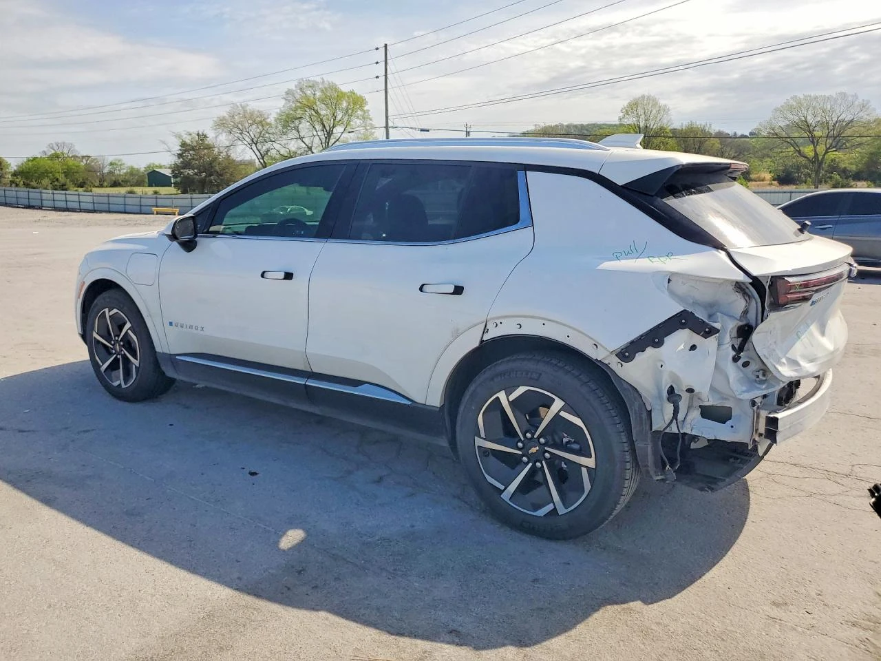 Chevrolet Equinox EV 2LT, снимка 2 - Автомобили и джипове - 54348282