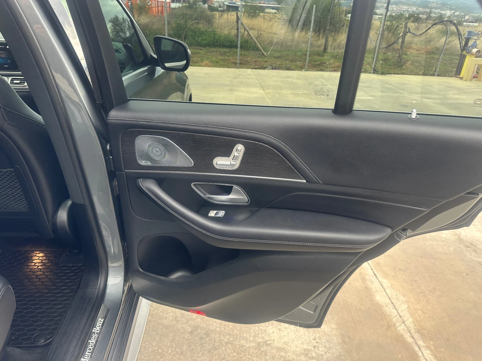 Mercedes-Benz GLE 350 AMG, снимка 12 - Автомобили и джипове - 54644220