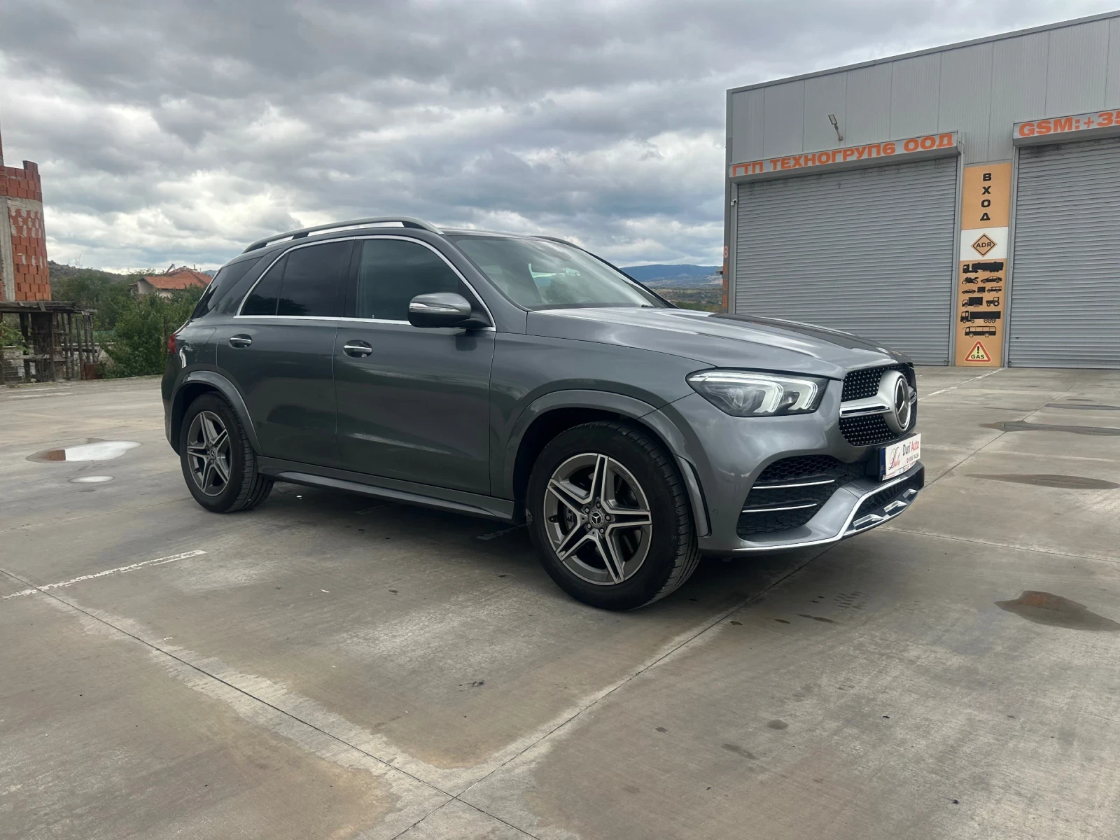 Mercedes-Benz GLE 350 AMG, снимка 2 - Автомобили и джипове - 54644220