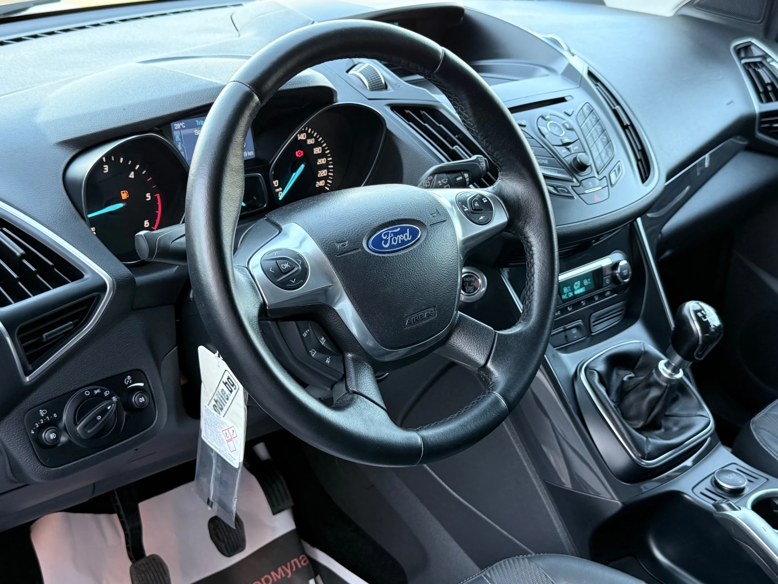 Ford Kuga 2.0TDCI* 4X4* TITANIUM* Euro5B* Лизинг* , снимка 15 - Автомобили и джипове - 55470359