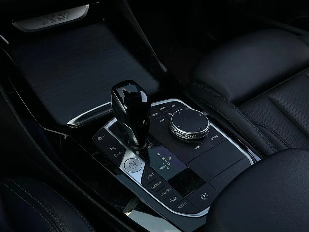 BMW X3 30i* XDRIVE* ПОДГРЕВ* КАМЕРА* ПАНО* КРАЙНА ЦЕНА, снимка 8 - Автомобили и джипове - 55784162