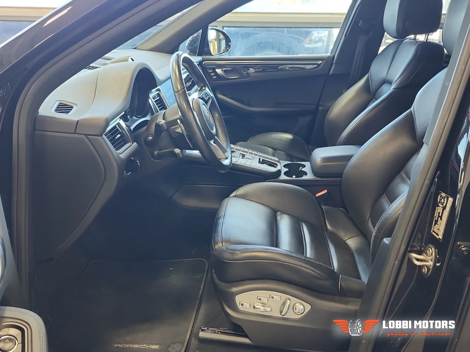 Porsche Macan, снимка 5 - Автомобили и джипове - 56104029