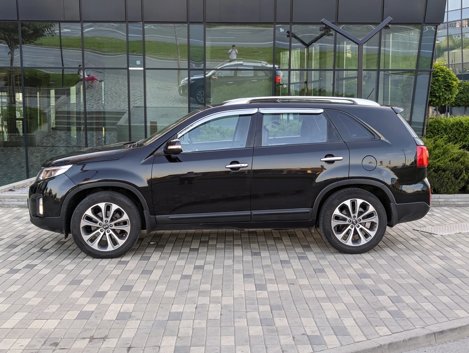 Kia Sorento, снимка 15 - Автомобили и джипове - 56107006