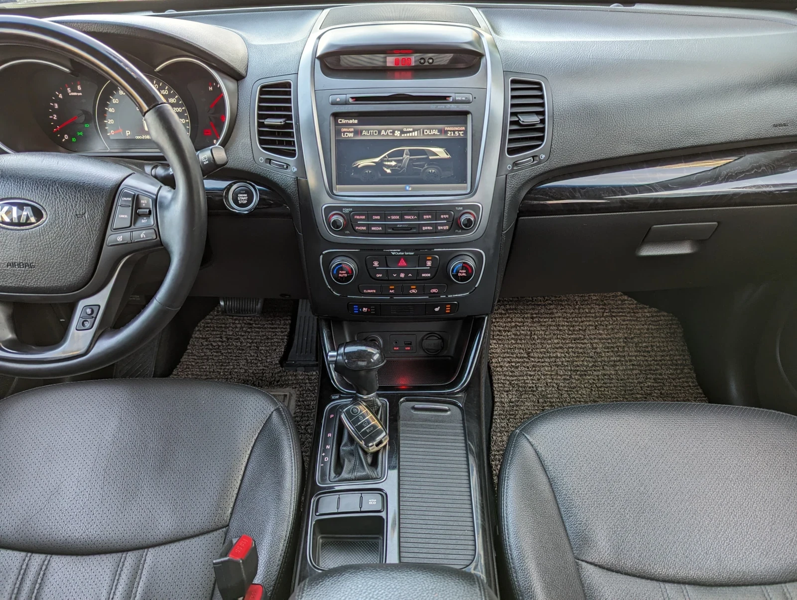 Kia Sorento, снимка 13 - Автомобили и джипове - 56107006