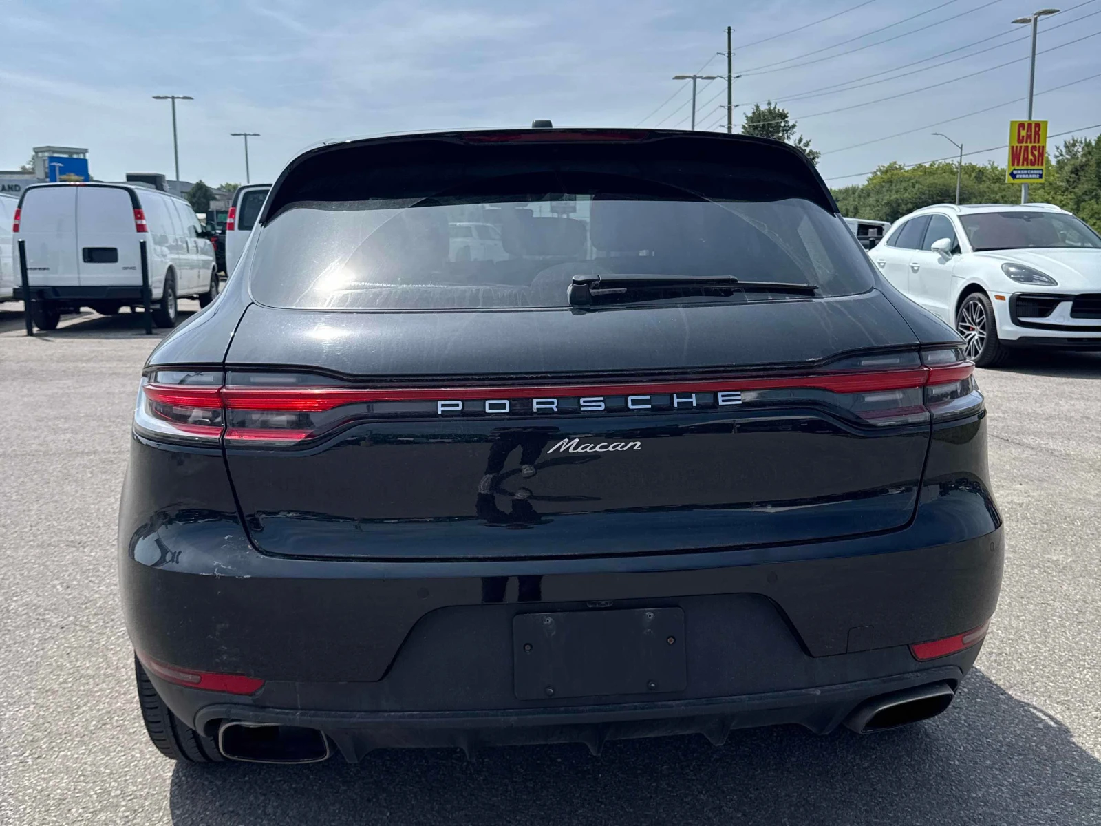 Porsche Macan * AWD * CARFAX * БЕЗ ПЪРВОНАЧАЛНА ВНОСКА, снимка 4 - Автомобили и джипове - 56123784