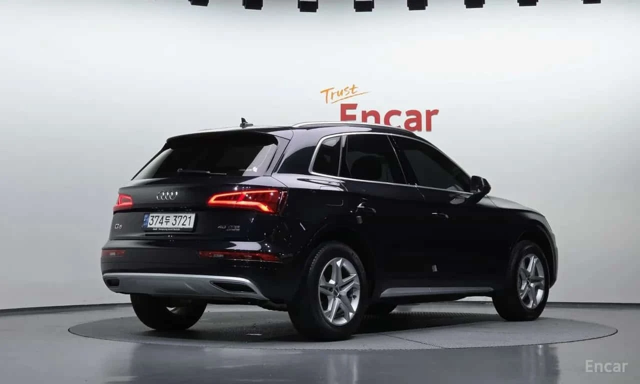 Audi Q5 * 45 TFSI Quattro * ЦЕНА ДО БГ, снимка 2 - Автомобили и джипове - 56197642
