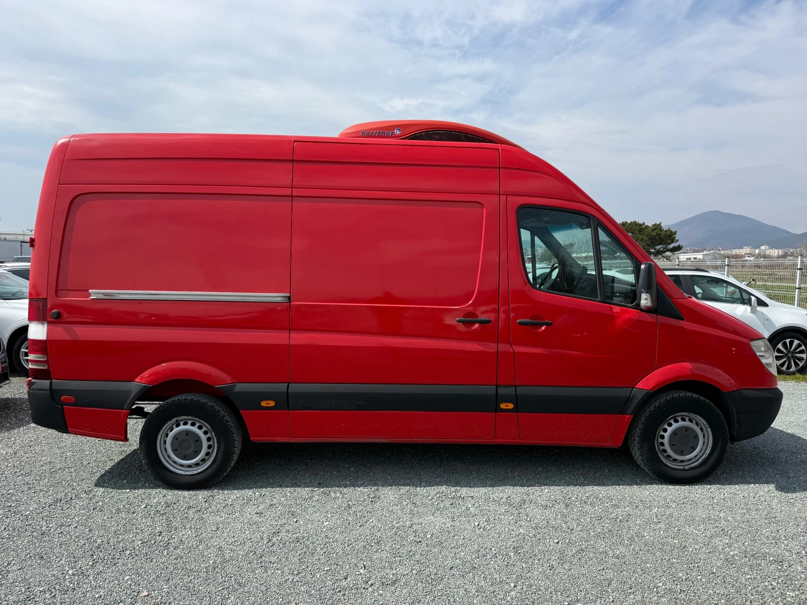 Mercedes-Benz Sprinter 313 (KATO НОВА)^(ХЛАДИЛЕН), снимка 4 - Бусове и автобуси - 54000038