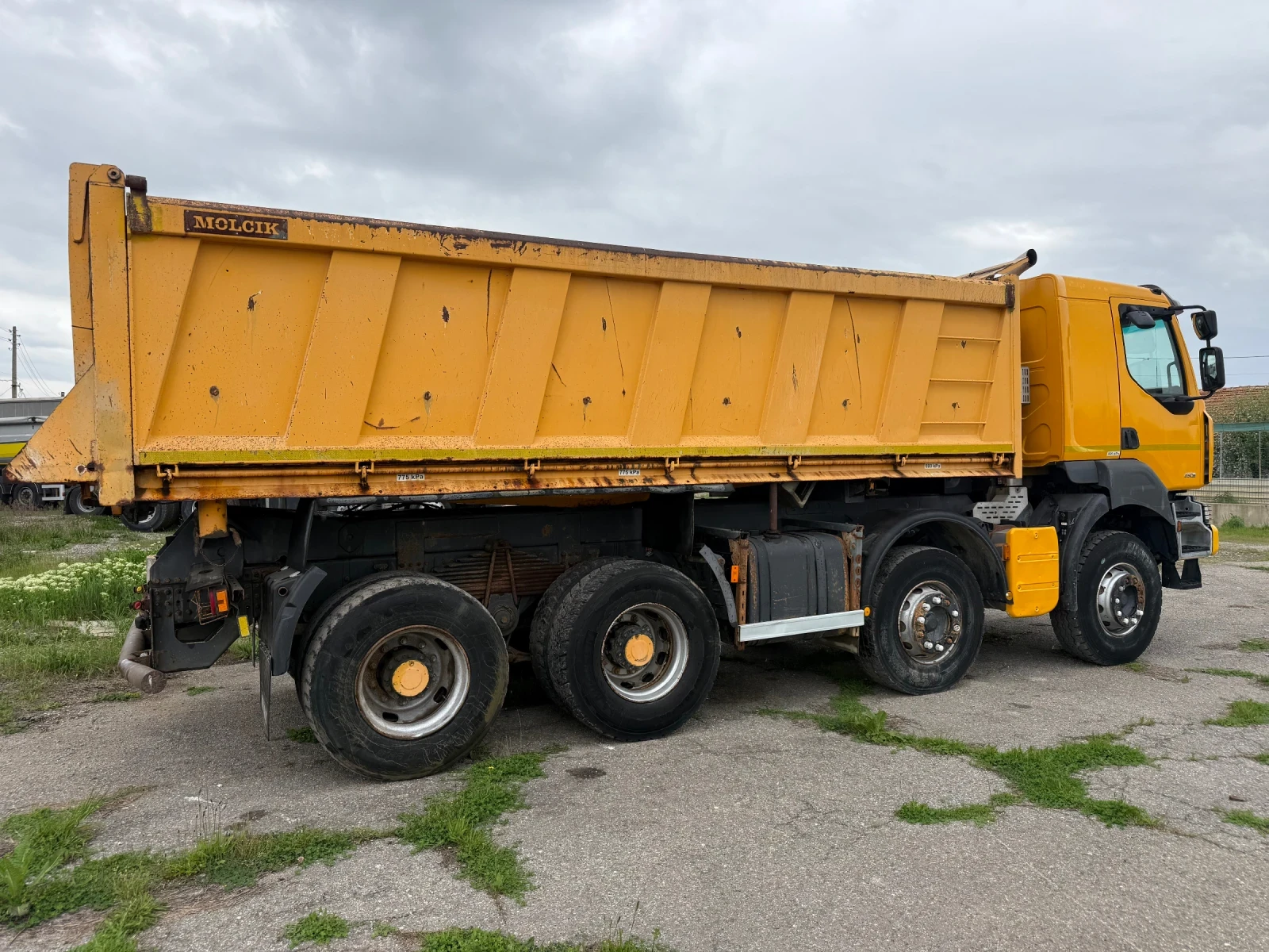 Renault Kerax 450.32 P8x4, снимка 5 - Камиони - 54485247