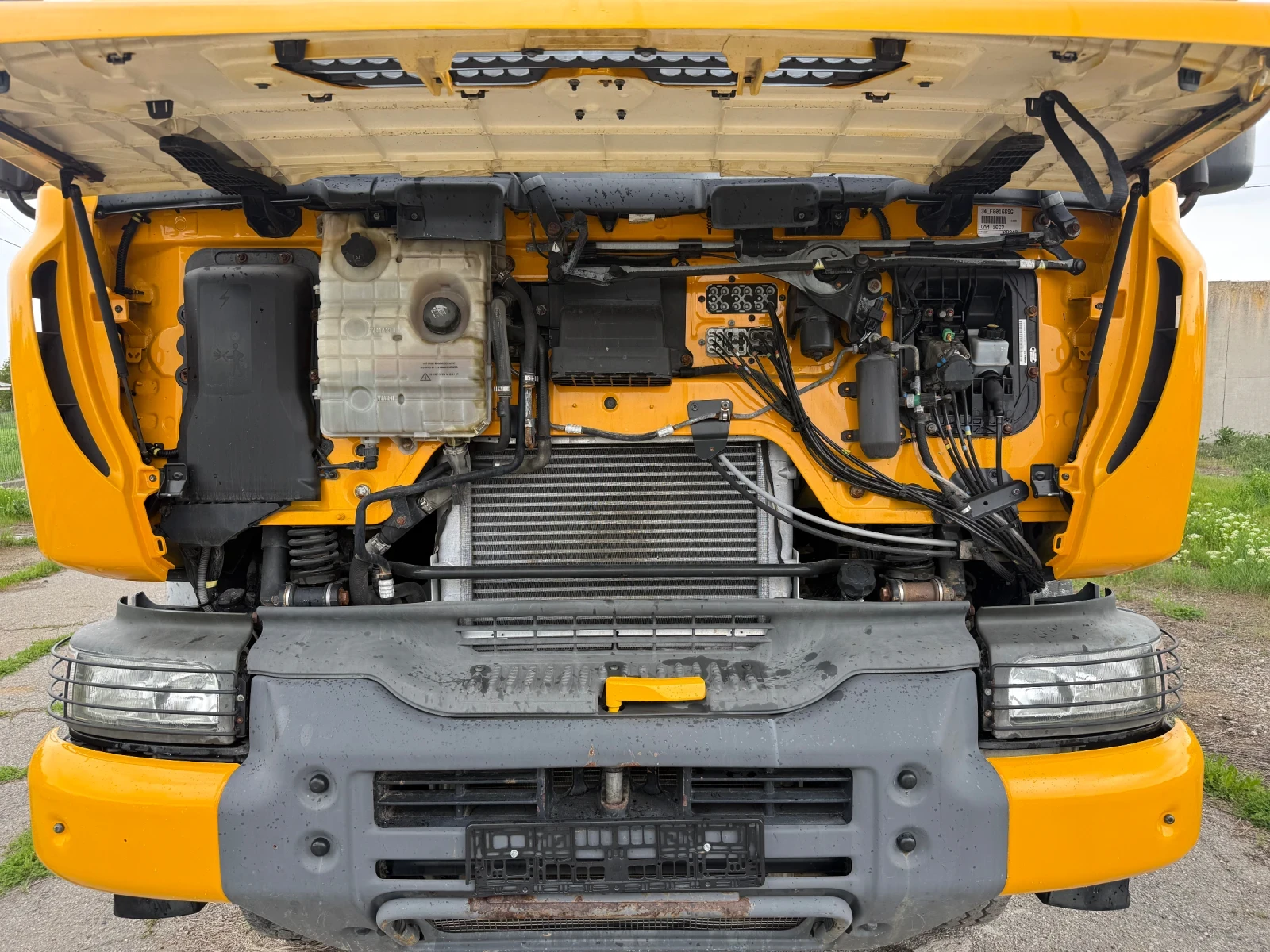 Renault Kerax 450.32 P8x4, снимка 11 - Камиони - 54485247