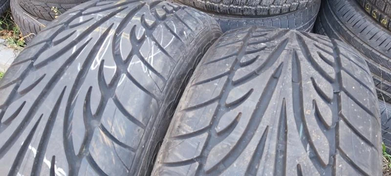 Гуми Летни 225/55R16, снимка 2 - Гуми и джанти - 35137050