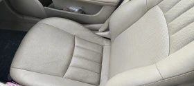 Mercedes-Benz 220 Комби , снимка 9
