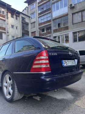 Mercedes-Benz 220 Комби , снимка 11