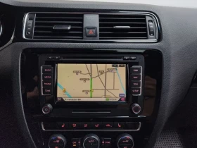 VW Jetta 2.0 TDI BLUEMOTION, снимка 16