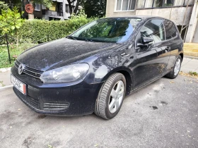 VW Golf 1.6TDI ОБСЛУЖЕН, снимка 1