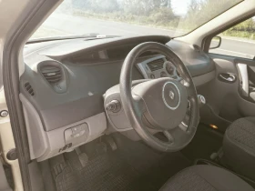 Renault Scenic 1.6 i facelift , снимка 11