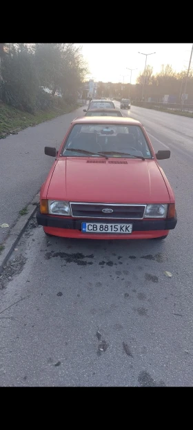 Ford Escort 1.6   | Mobile.bg    5