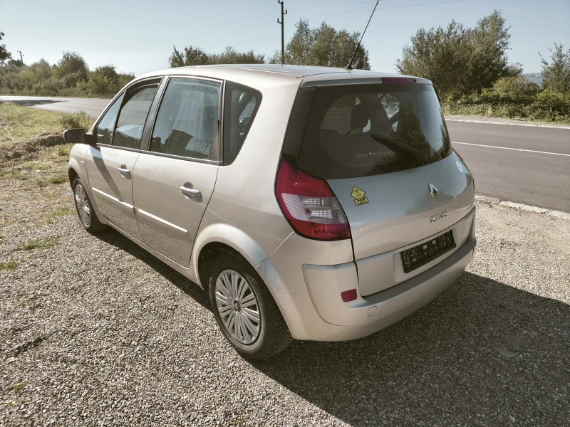 Renault Scenic 1.6 i facelift , снимка 4 - Автомобили и джипове - 46835824