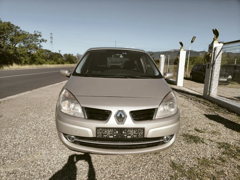 Renault Scenic 1.6 i facelift , снимка 2 - Автомобили и джипове - 46835824