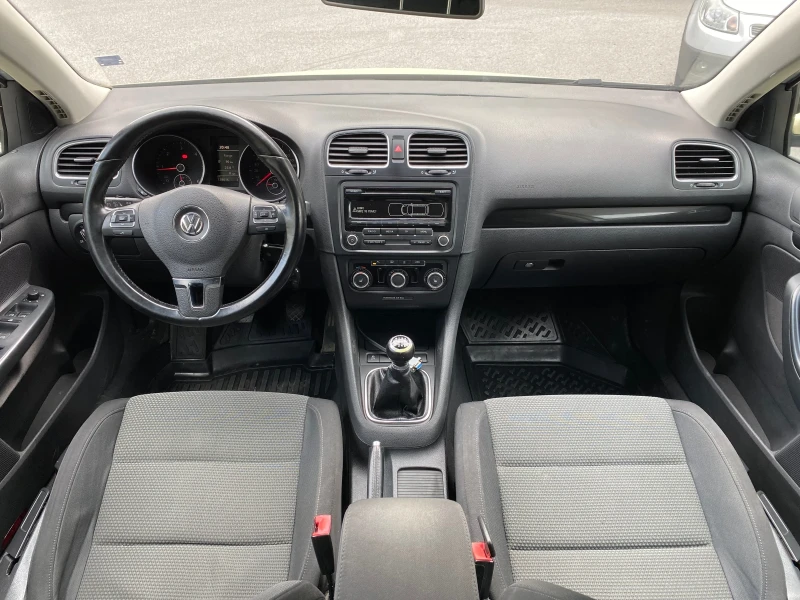 VW Golf 1.6TDI* 4motion* TAXI* 6 скорости* , снимка 10 - Автомобили и джипове - 47370017