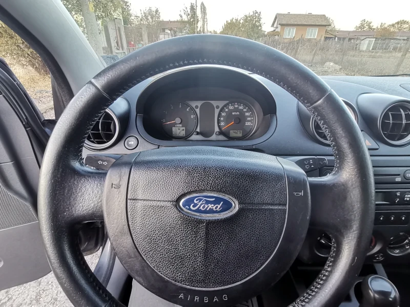 Ford Fiesta 1.4 TDCI, снимка 10 - Автомобили и джипове - 47961281