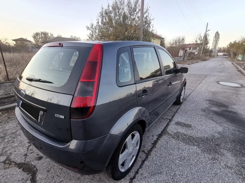 Ford Fiesta 1.4 TDCI, снимка 7 - Автомобили и джипове - 47961281