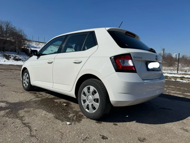 Skoda Fabia, снимка 5 - Автомобили и джипове - 49263188