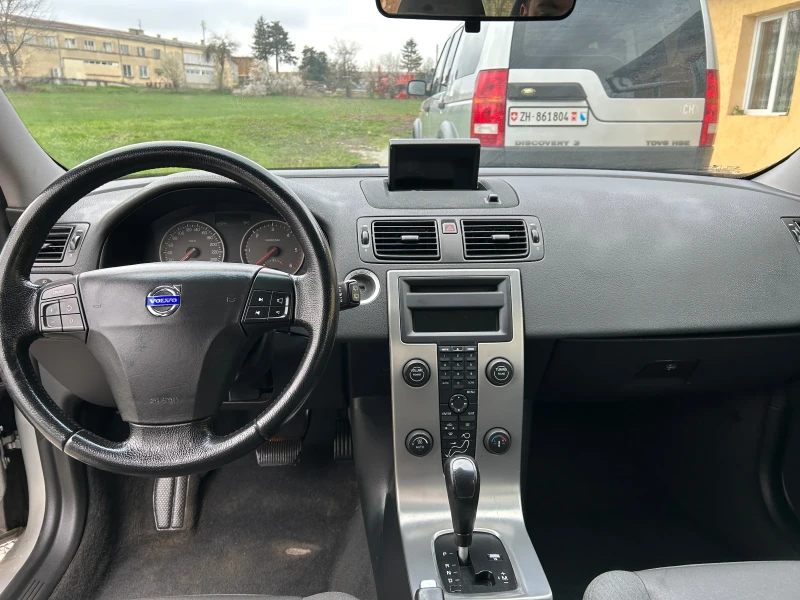 Volvo V50 D5 Швейцария, снимка 8 - Автомобили и джипове - 49529300