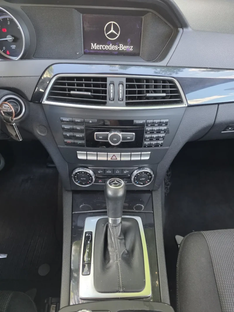 Mercedes-Benz C 200 CDI, снимка 15 - Автомобили и джипове - 50984281