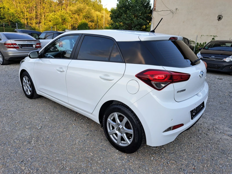Hyundai I20 1.25i* КЛИМА* ТЕМПОМАТ* ПАРКТР* EURO6* ГЕРМАНИЯ, снимка 5 - Автомобили и джипове - 51029172