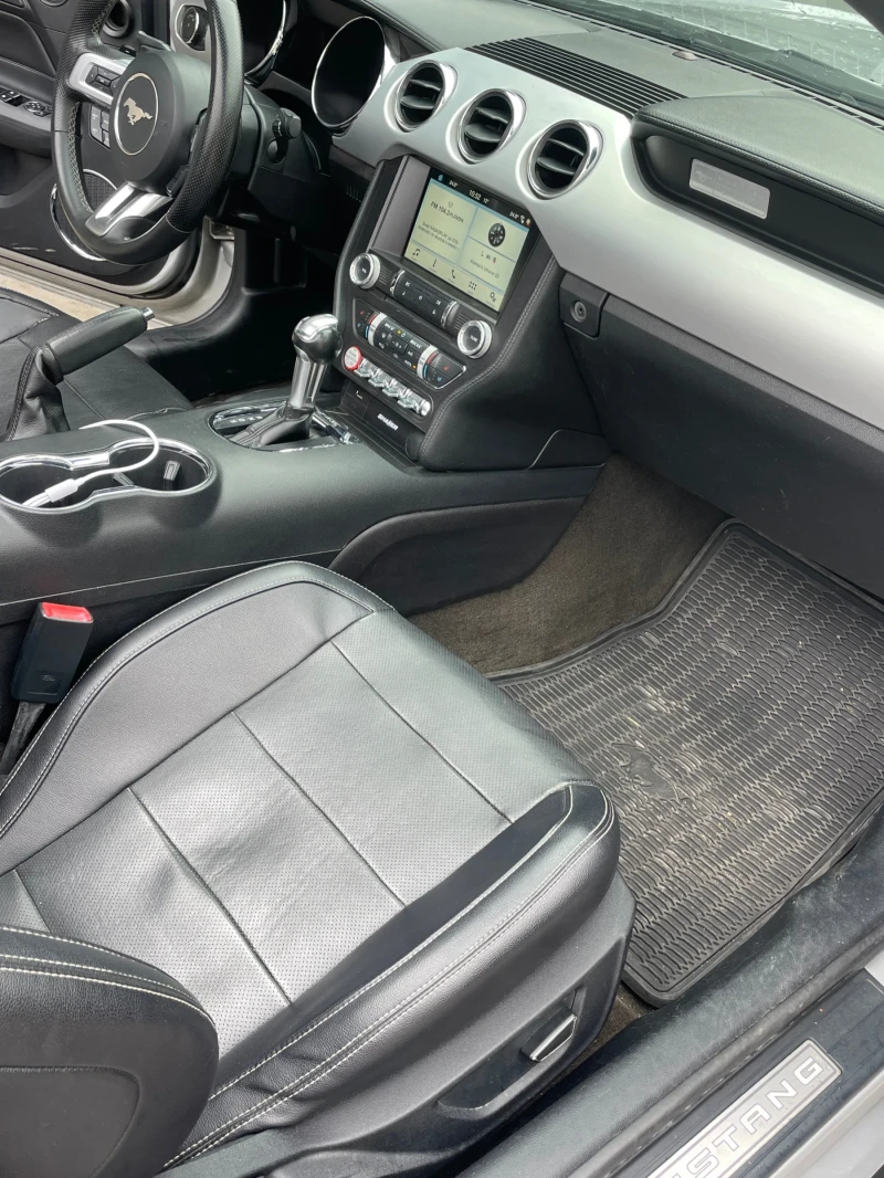 Ford Mustang, снимка 11 - Автомобили и джипове - 52132394