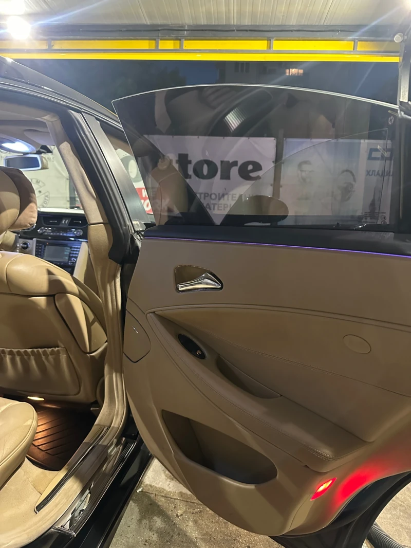 Mercedes-Benz CLS 320, снимка 13 - Автомобили и джипове - 53290151