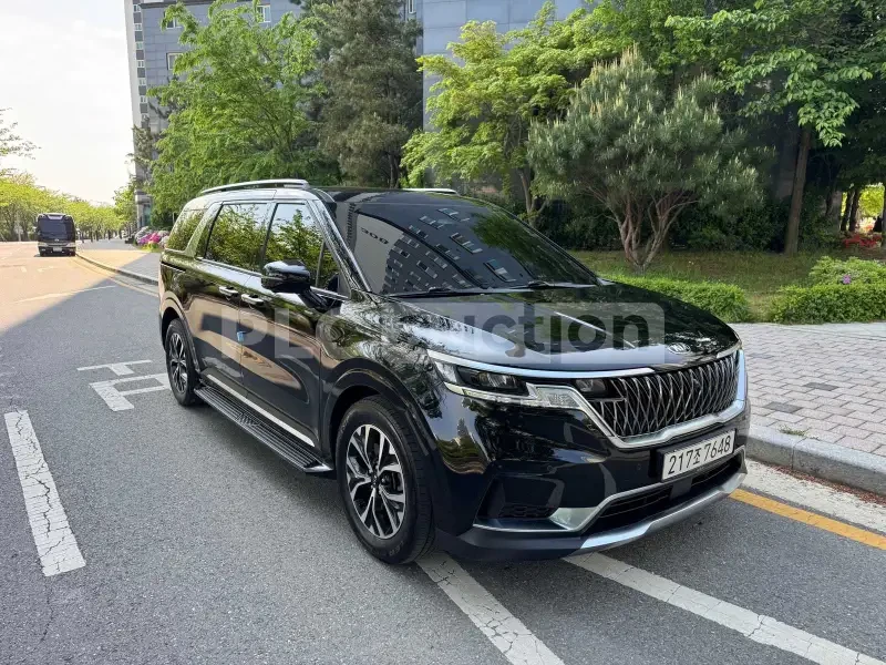 Kia Carnival, снимка 5 - Автомобили и джипове - 55031614