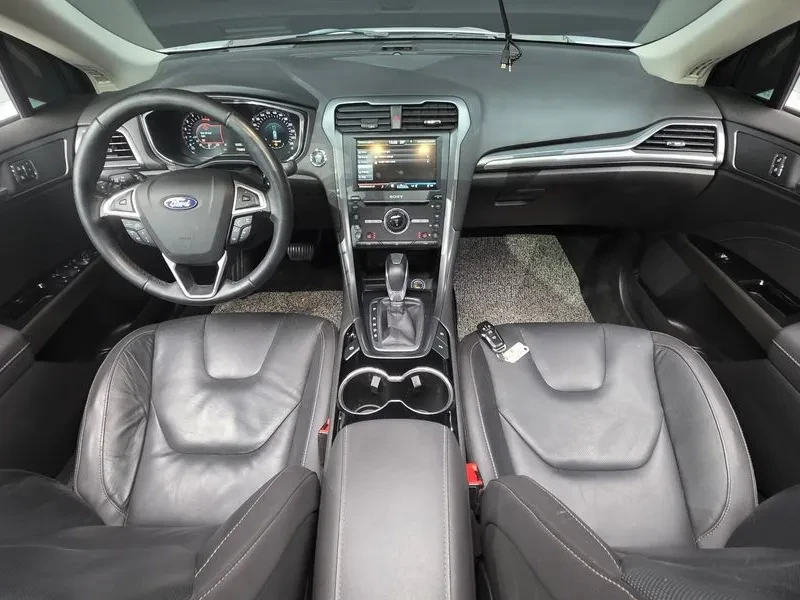 Ford Mondeo 2.0 TREND, снимка 14 - Автомобили и джипове - 56162550