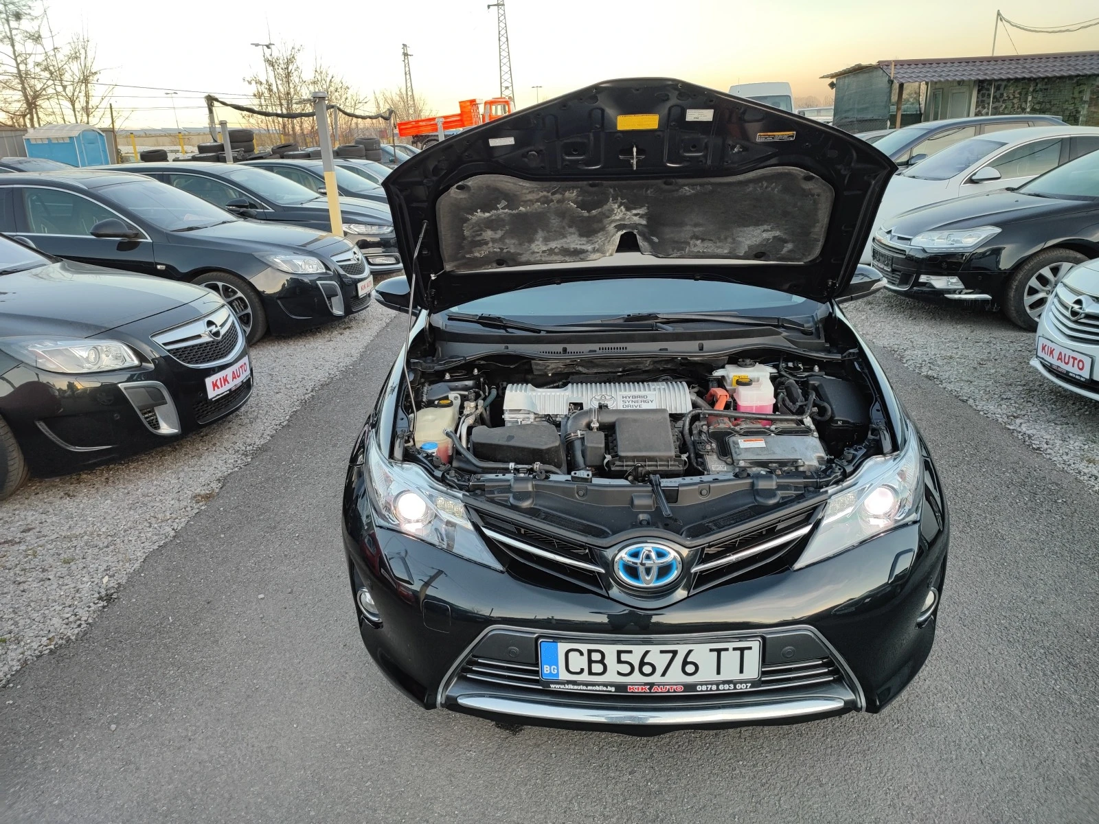 Toyota Auris  HIBRYD  TOURING SPORTS   *  * *  | Mobile.bg   17