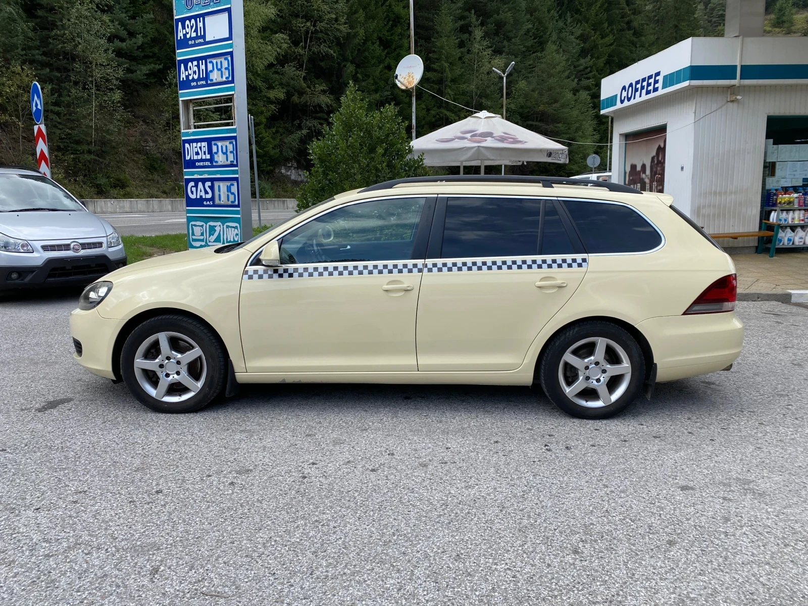 VW Golf 1.6TDI* 4motion* TAXI* 6 скорости*  - изображение 2