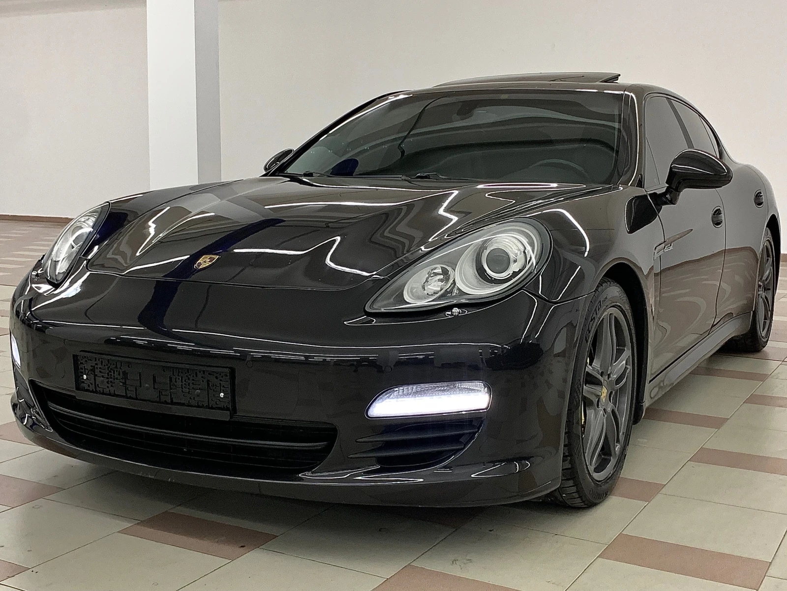 Porsche Panamera 3.0d  - [1] 