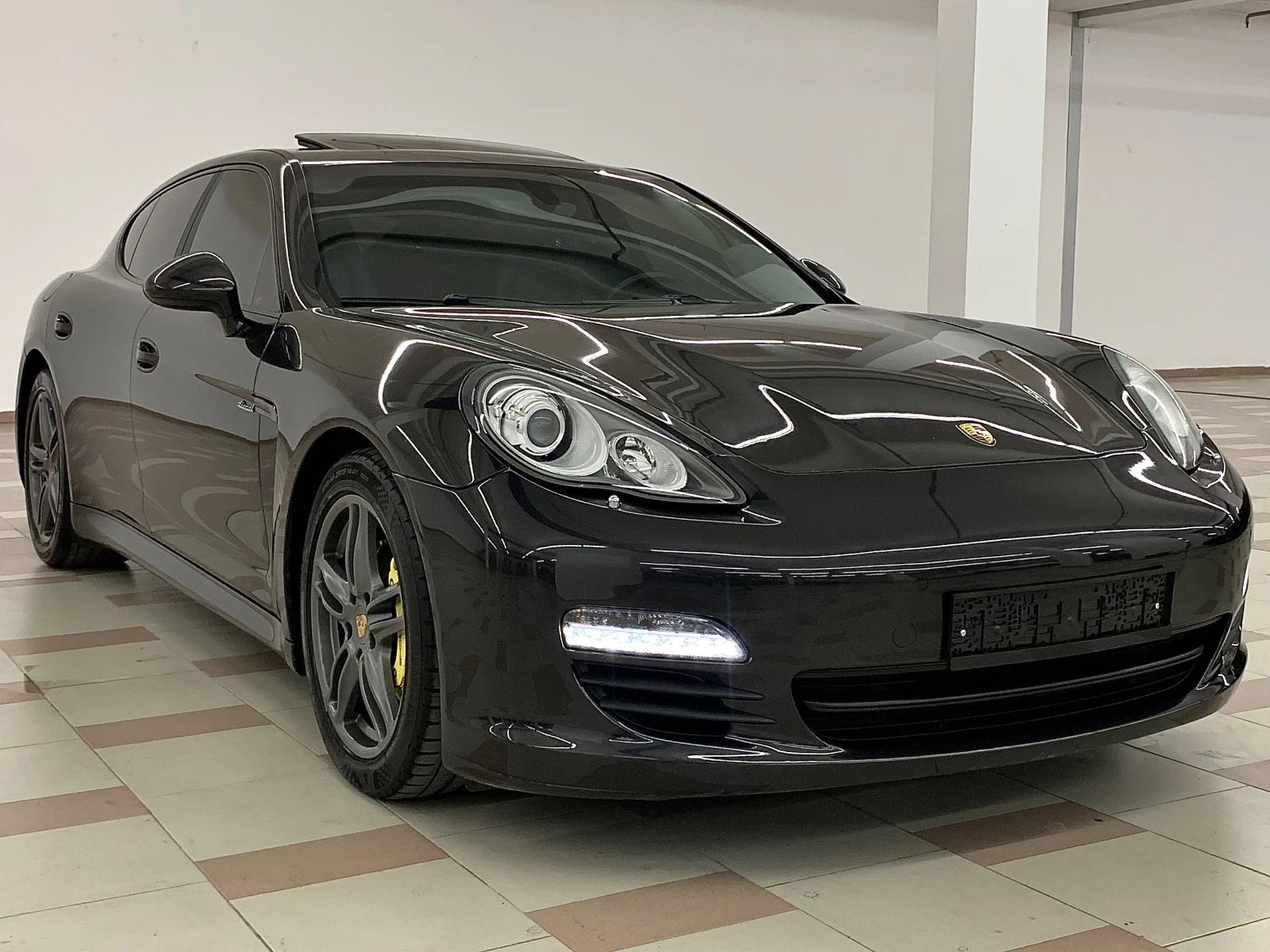 Porsche Panamera 3.0d  - изображение 3