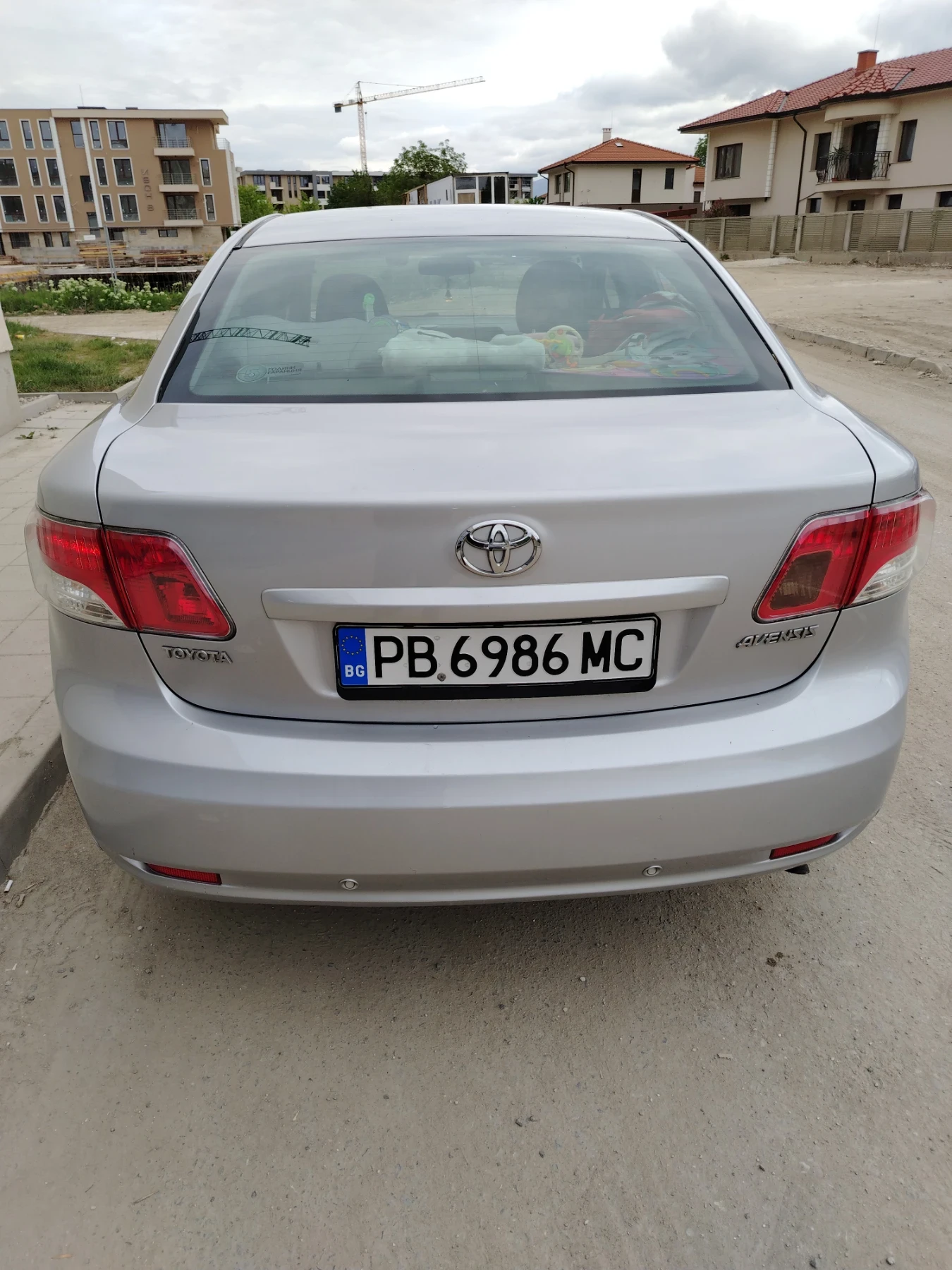 Toyota Avensis 1.8 ГАЗ - изображение 3