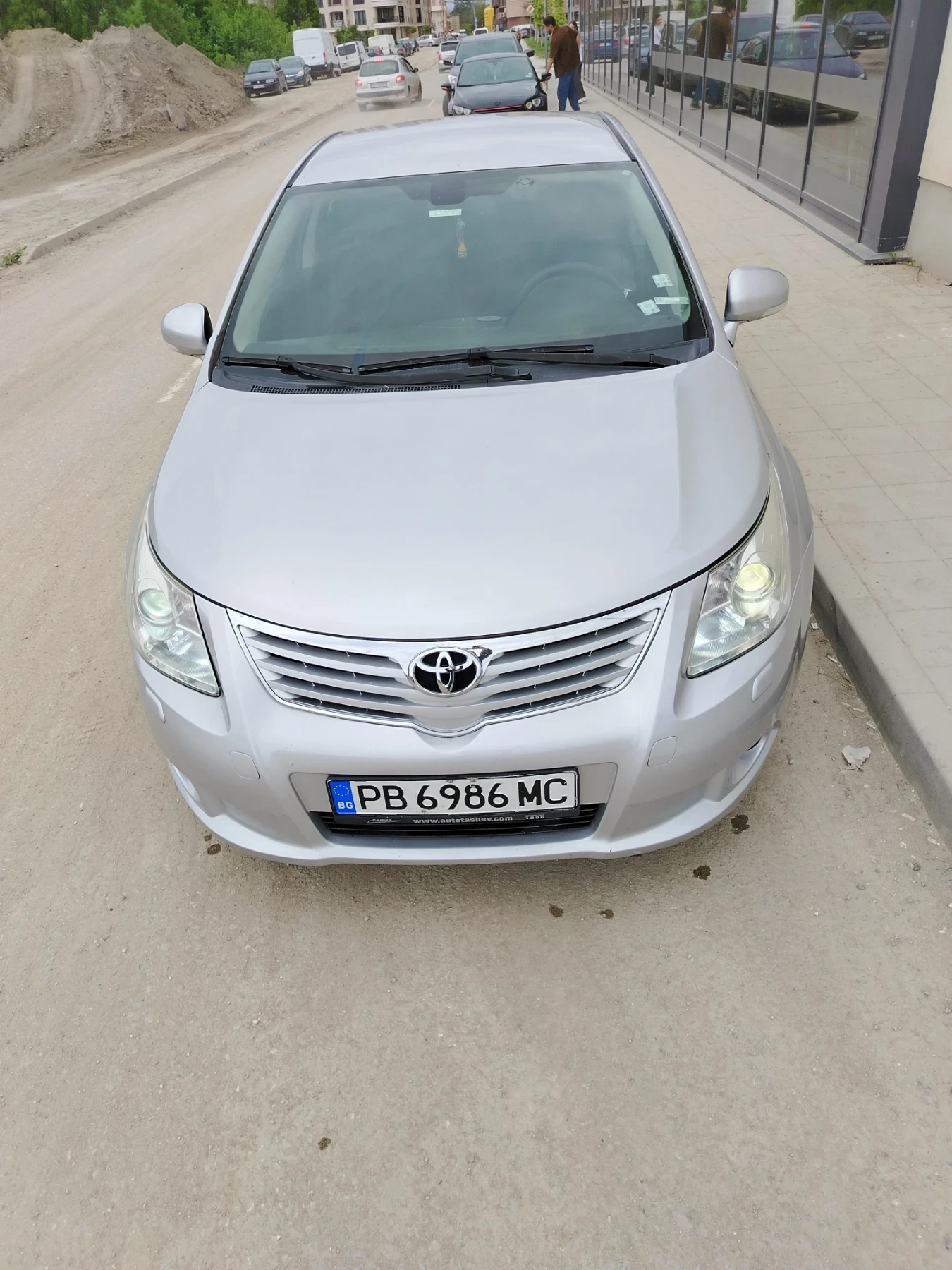 Toyota Avensis 1.8 ГАЗ - изображение 10