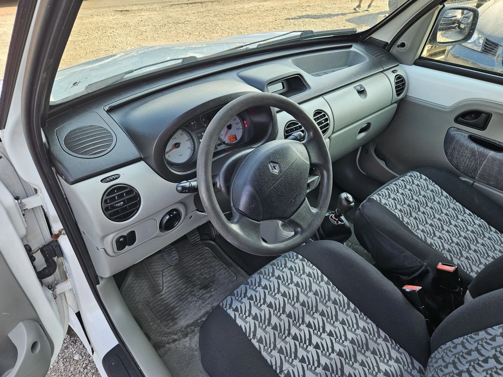 Renault Kangoo 1.9dci 4x4 - изображение 8