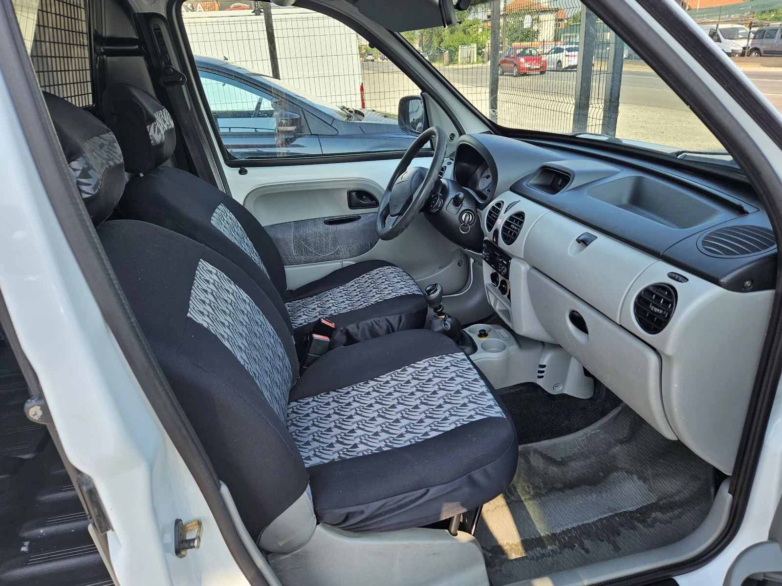 Renault Kangoo 1.9dci 4x4 - изображение 10