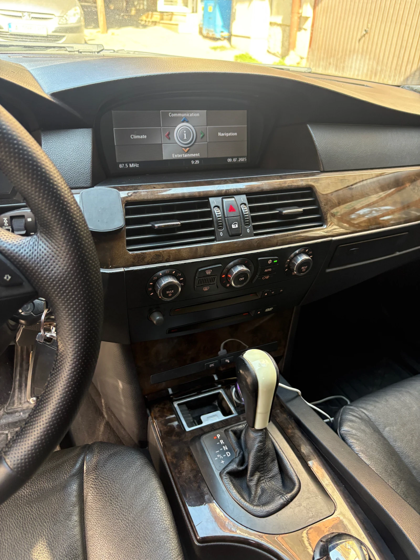 BMW 530  - изображение 10